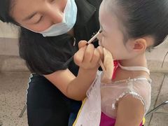 -艺采红鹰职业培训学校