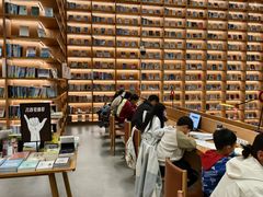 -朵云书院(滴水湖店)