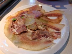 -二荆条·蜀鲜汇城市森林火锅