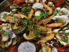 -老东镇啤酒屋海鲜加工·蒸汽海鲜·海鲜烧烤(台东店)