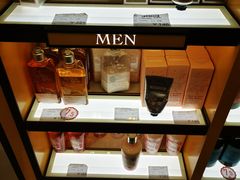 -国药中服免税(北京坊店)