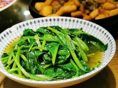 -塔哈尔·新疆盛宴(城西银泰店)