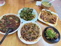-朱大嘴肥肠血旺(福字街店)