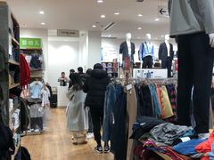 -优衣库(郑州丹尼斯大卫城店)