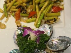 -黄泥岗·地道湖北菜(奥特莱斯店)