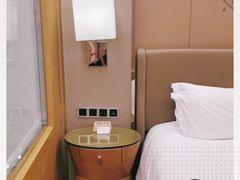 -上海中航虹桥机场泊悦酒店