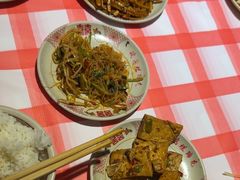 -老方桌烂蹄花川菜馆(九龙坡店)
