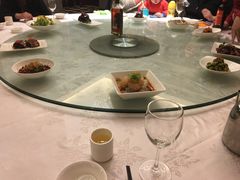 -品悦酒店(三林古镇店)