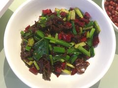 大蒜叶子腊牛肉-上座·餐厅(阳光100店)