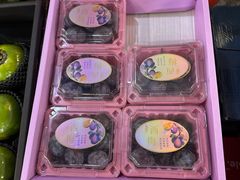 -上海龙吴水胜海发市场