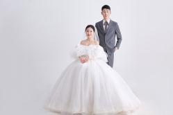 -二十一世纪婚纱摄影(省府前街店)