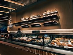 面包甜点陈列柜-星巴克臻选(上海合生汇1F店)