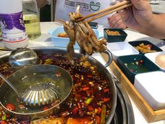 -蛙两只美蛙鱼头火锅(恒茂店)