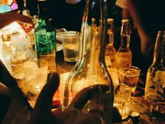 -城墙外BAR