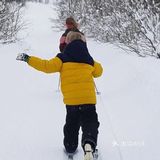 宝宝滑雪的样子，真是超帅呀！