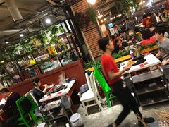 大堂-钢管厂歆瑞源油卤串串香(春熙路太古里店)