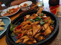 -鲁小三·大骨自助(金山总店)