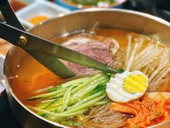 -明洞阿姨·韩式酱蟹烤肉·创意料理(三元桥店)