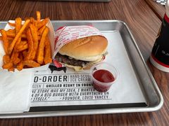 -FATBURGER 特富客汉堡(外交公寓店)