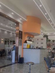 -V8潮牌·接发烫染连锁