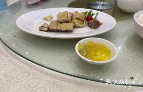 Ruenjing Steamed Chicken