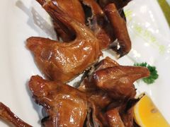 红烧乳鸽-海鲜佬酒家(三乡店)