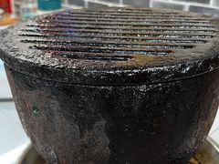 餐具摆设-大槐树烤肉馆