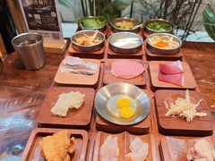 -银米·云南传统过桥米线(双廊黑金冠店)