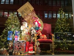 -The Diamond Jubilee Tea Salon at Fortnum & Mason