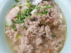 猪肉细米粉汤-榮泰米粉湯(Left Shop)