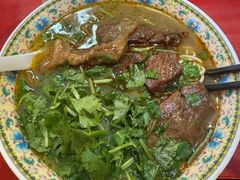 -金杨拉面王小吃面馆·牛三宝面·红烧牛肉粉