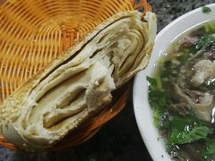 烧饼-清真喜兰老丁羊汤特色小吃