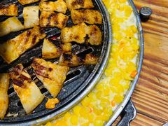 -青瓦炭韩潮烤肉(花园道店)