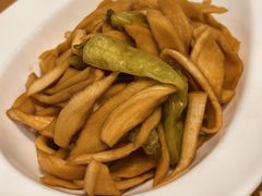 -海派美食·家宴海鲜青岛菜·石锅鲽鱼头(东方城店)