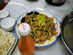 -一口猪海鲜浑锅·东北家常菜