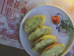 招牌面包-樱花里音乐餐吧·牛扒椰子鸡(东圃店)
