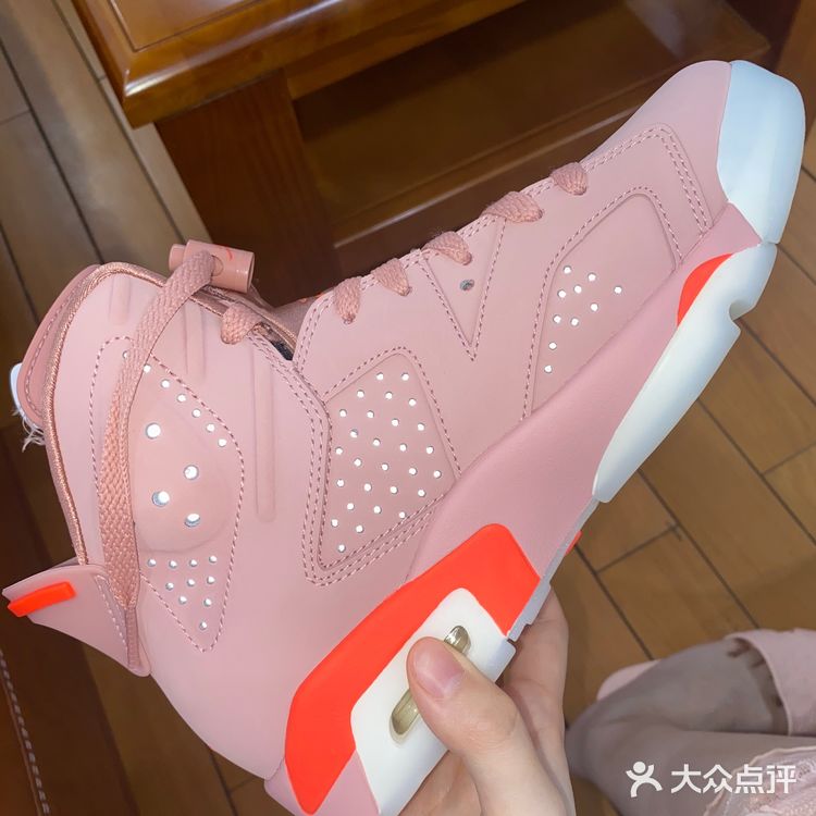 作为一个小姑娘没有A锥是不行的[捂脸]