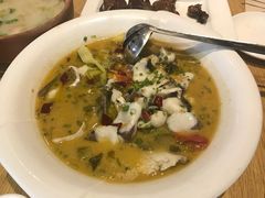 招牌酸菜鱼-林辉家宴·本地家常菜·头牌清远鸡(先锋店)