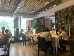 大堂-山泉公馆酒家(广州东站店)
