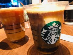 -星巴克臻选(南京艾尚天地店)