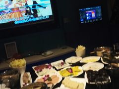 -唯爱KTV聚会餐厅(仙林东城汇店)