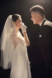 -雪中彩影婚纱摄影·微光艺术中心