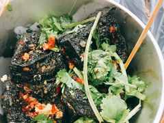 -黑色经典臭豆腐·湖南特产(步行街店)