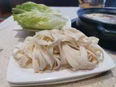 -九寨沟特色牦牛肉汤锅