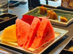 -铭牛烧肉·和牛海鲜自助(高新月牙湖店)