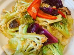 -严记小天府酸菜鱼(西四路店)