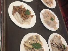 -天宜隆蘑菇宴火锅(石景山旗舰店)