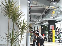 -F+轻食健身赋能空间(中华北路国贸商场店)