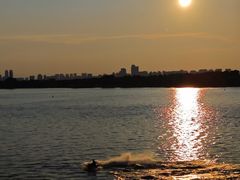 -人民防洪胜利纪念塔