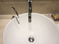 -永恒朗悦酒店(广西大学地铁站大学东路万达广场店)